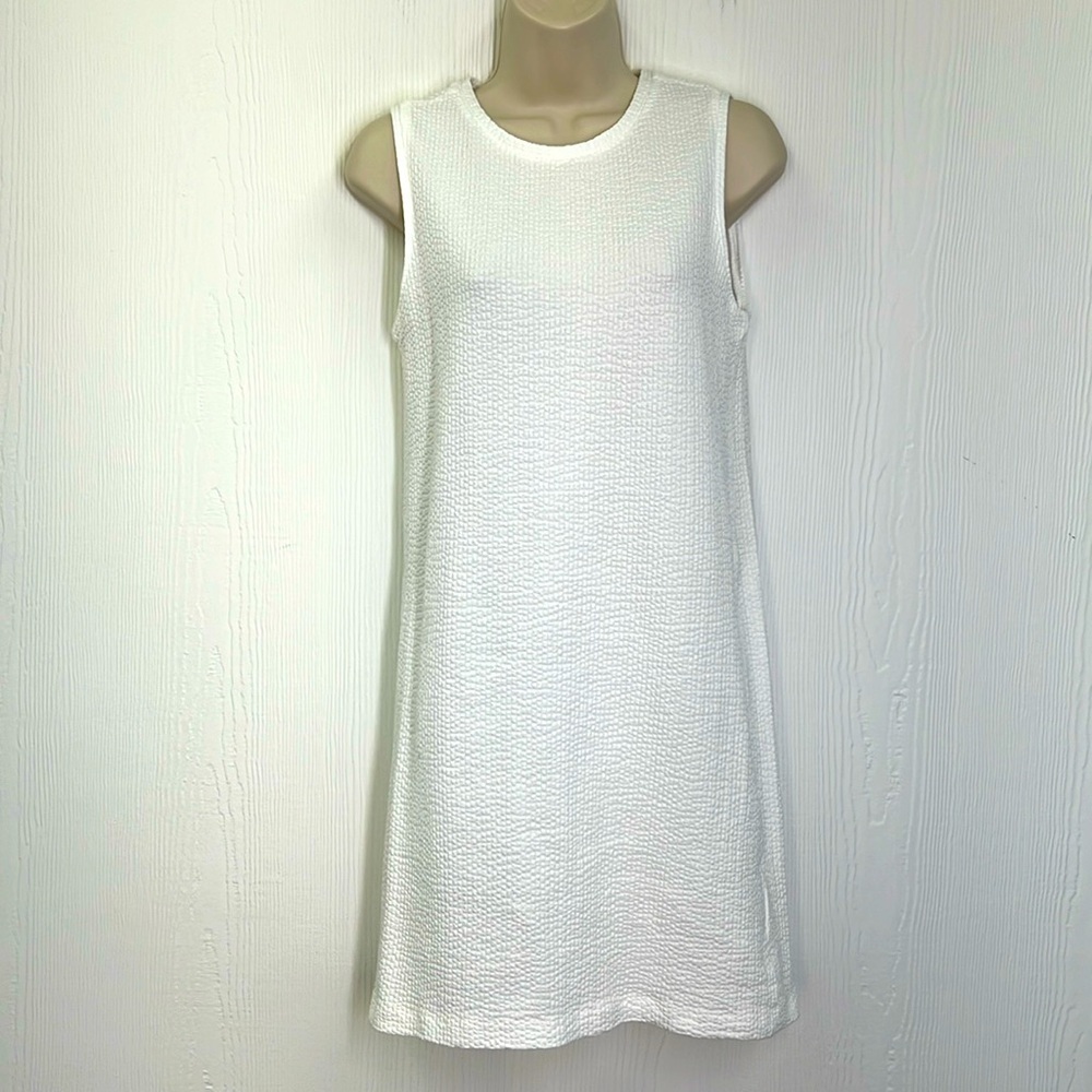 Club Monaco - White Pebbled Design Sleeveless Lightweight Mini Dress Size Small